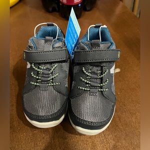 Stride Rite toddler boys shoe